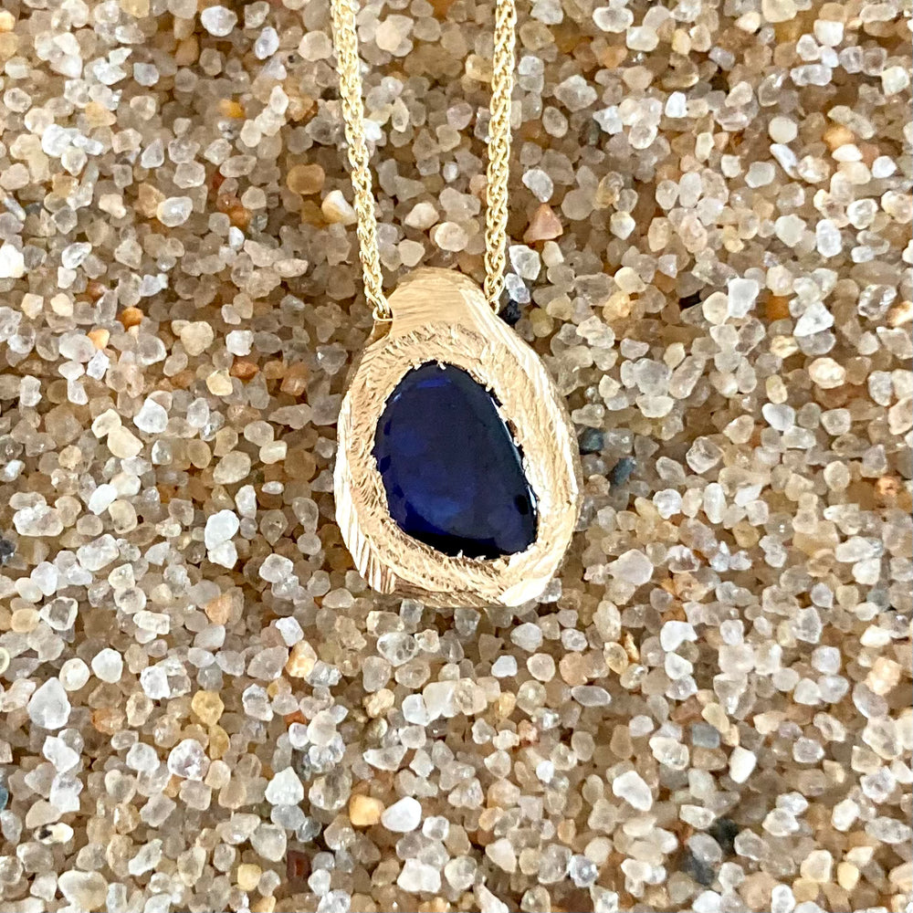 Rose Cut Sapphire 18K Gold Necklace