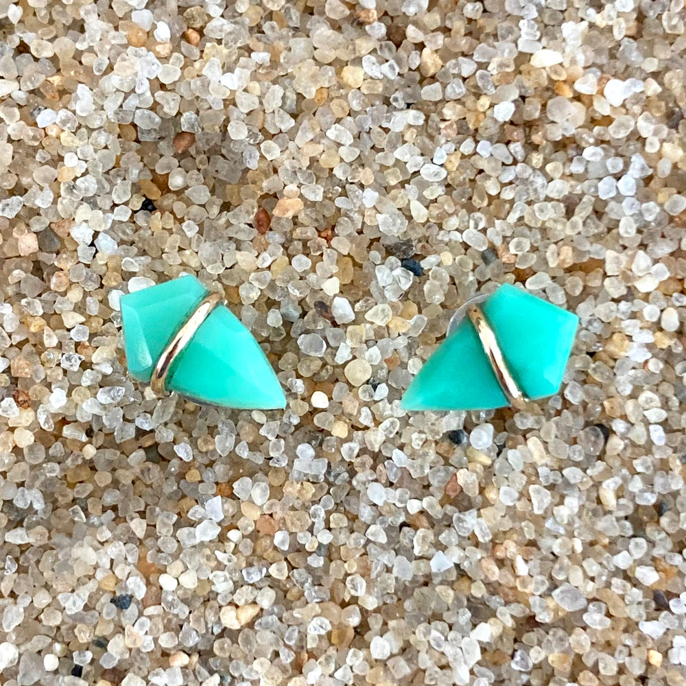 18K Gold Kite Post Earrings
