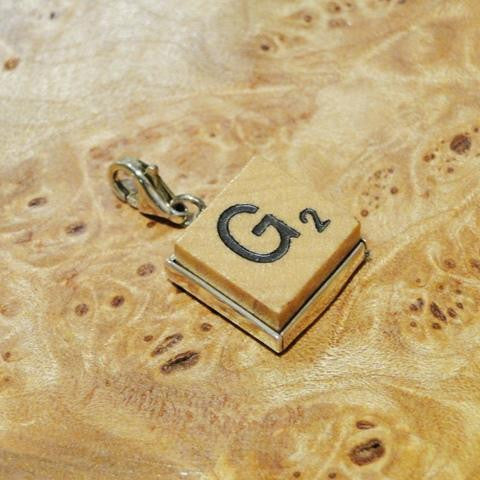 Scrabble Charm "G"